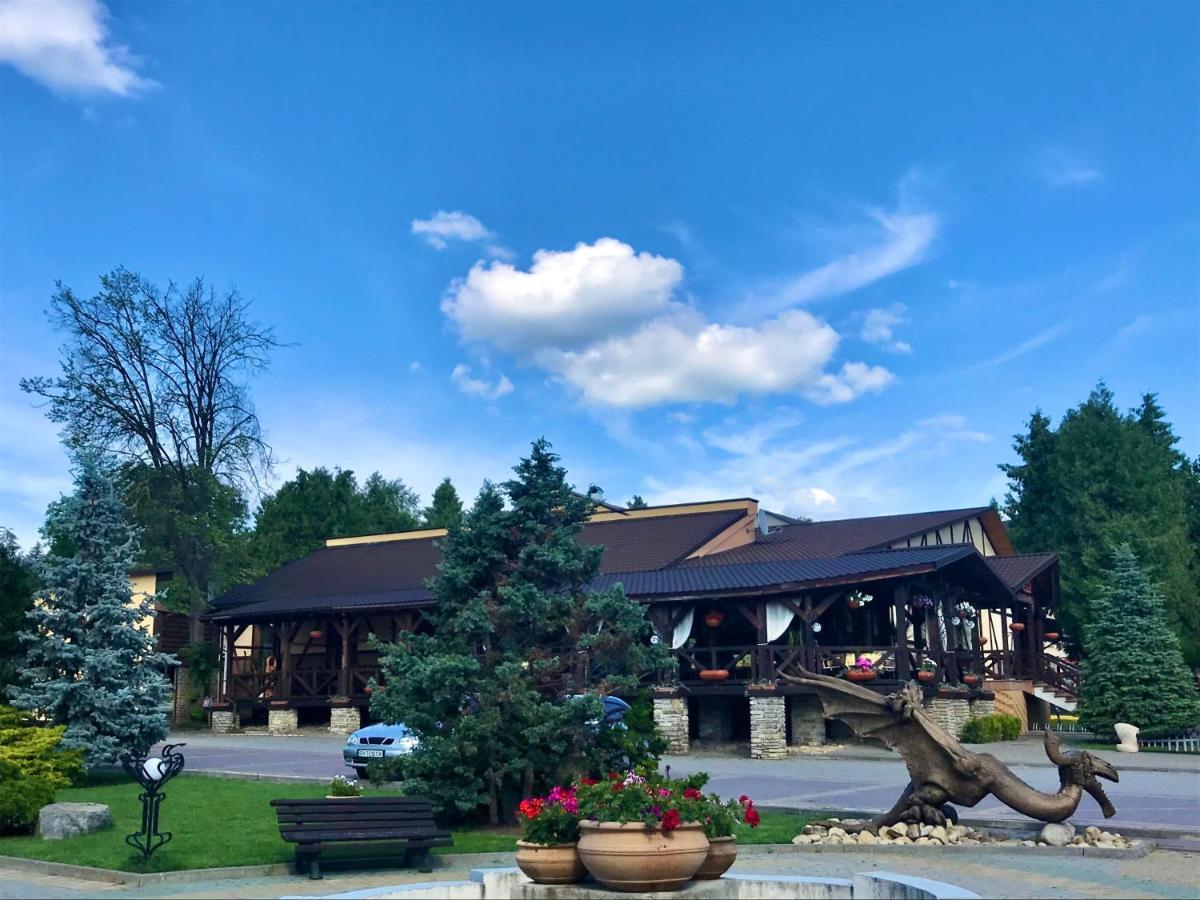 Gala Hotel Камианец-Подилский Екстериор снимка
